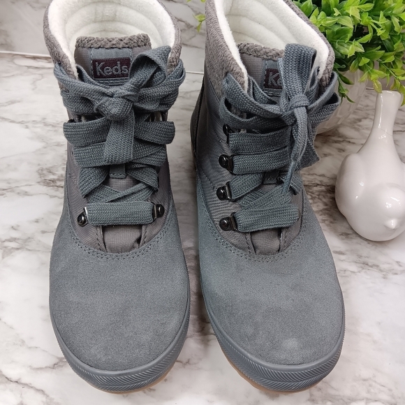 KEDS SOFTERRA Women's Ankle Lace-up Camp Boots Gray Suede Size 8 - Picture 1 of 10
